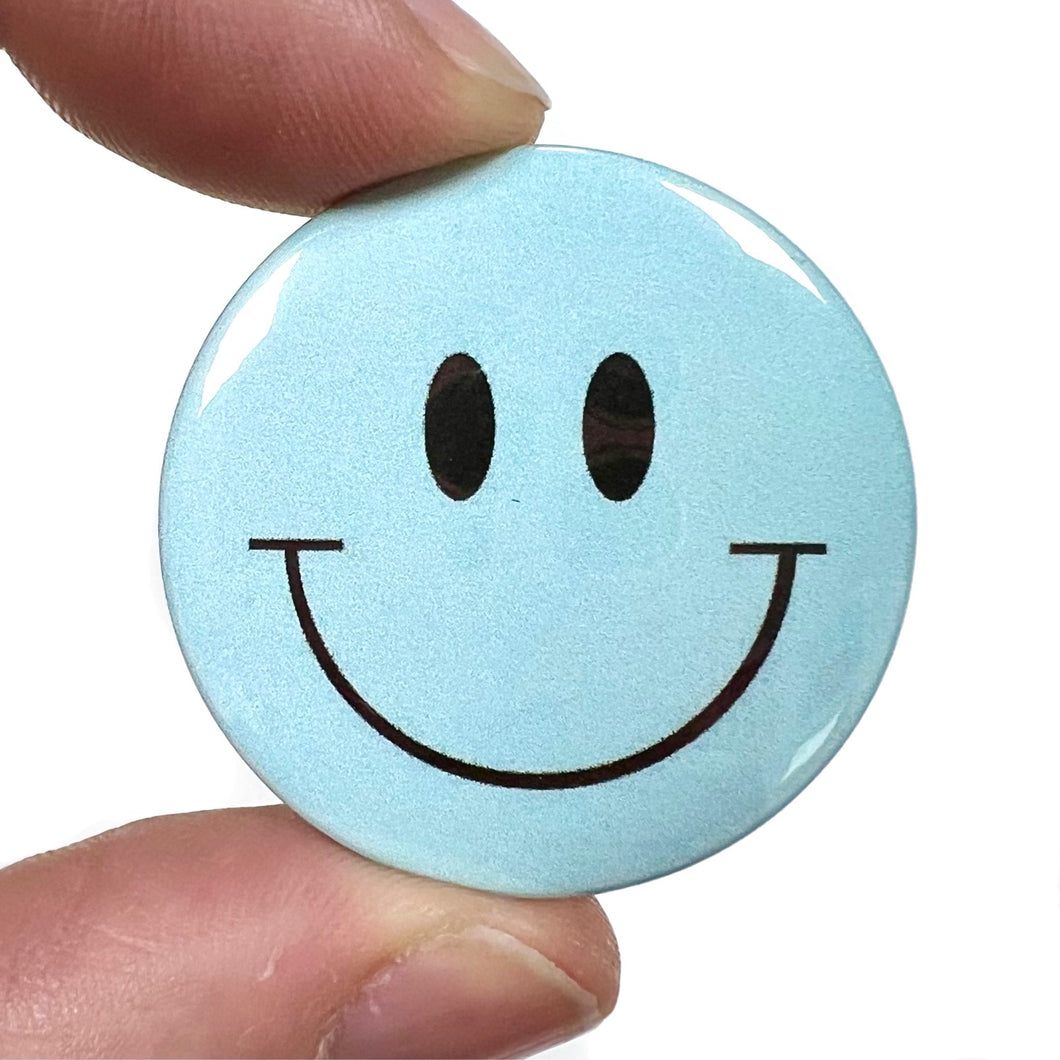 1990s Stylee happy Face Button Pin Badge