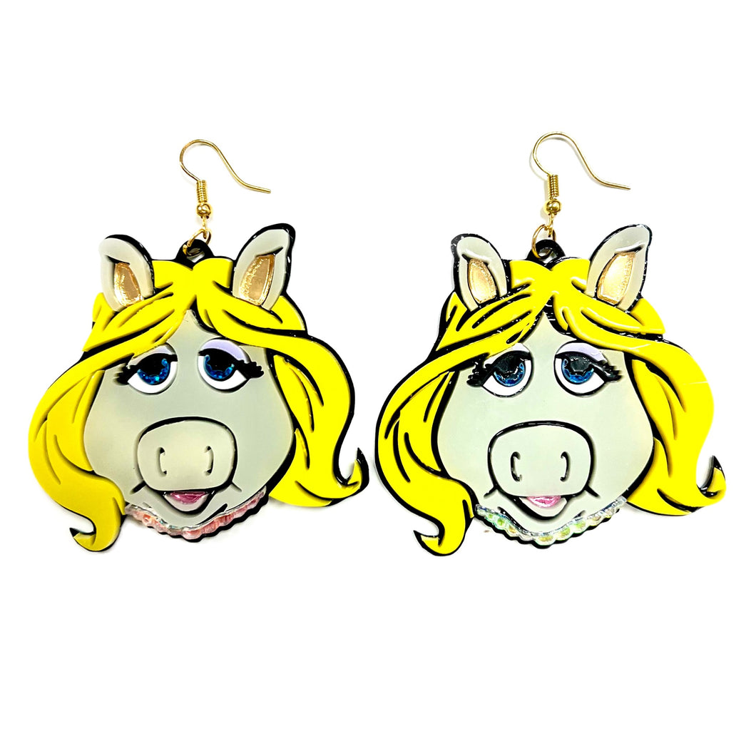 Miss Piggy Cartoon Earrings